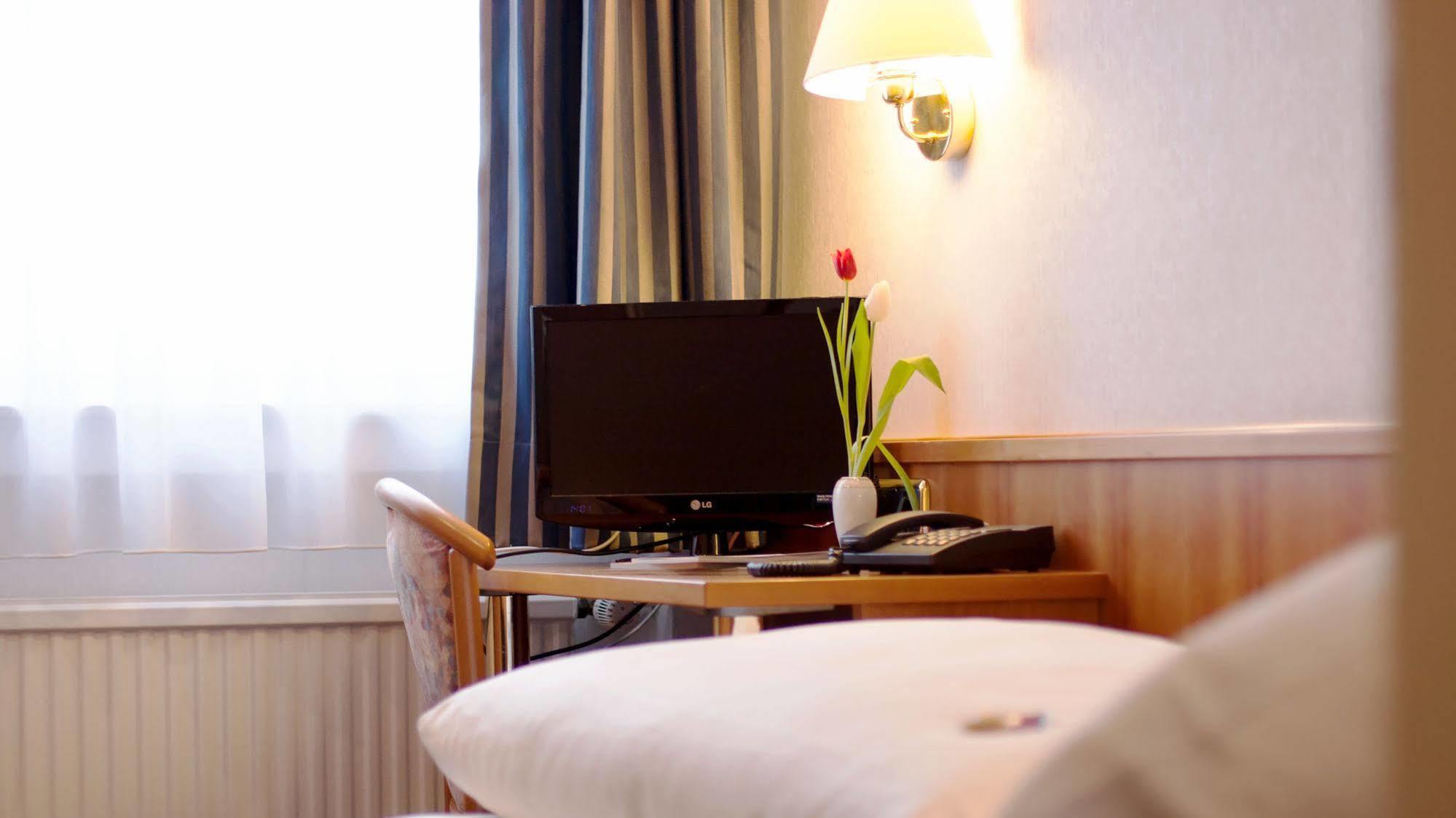 Hotel Ilbertz Garni Keulen Buitenkant foto