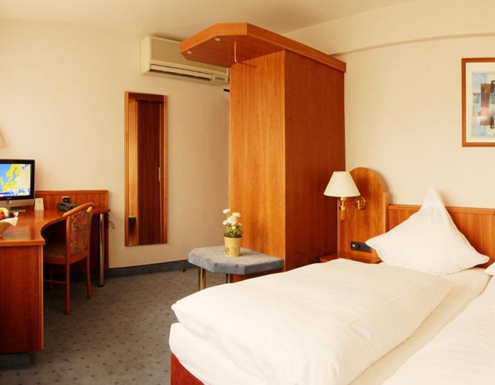 Hotel Ilbertz Garni Keulen Kamer foto