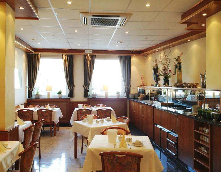 Hotel Ilbertz Garni Keulen Restaurant foto